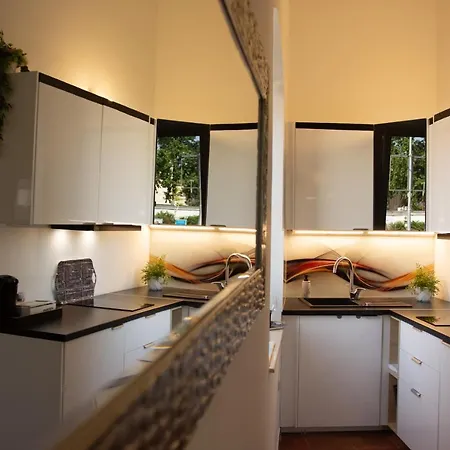 Cozy Central 3 Guests Apartmán *