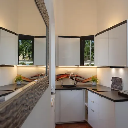 Apartman Cozy Central 3 Guests Split